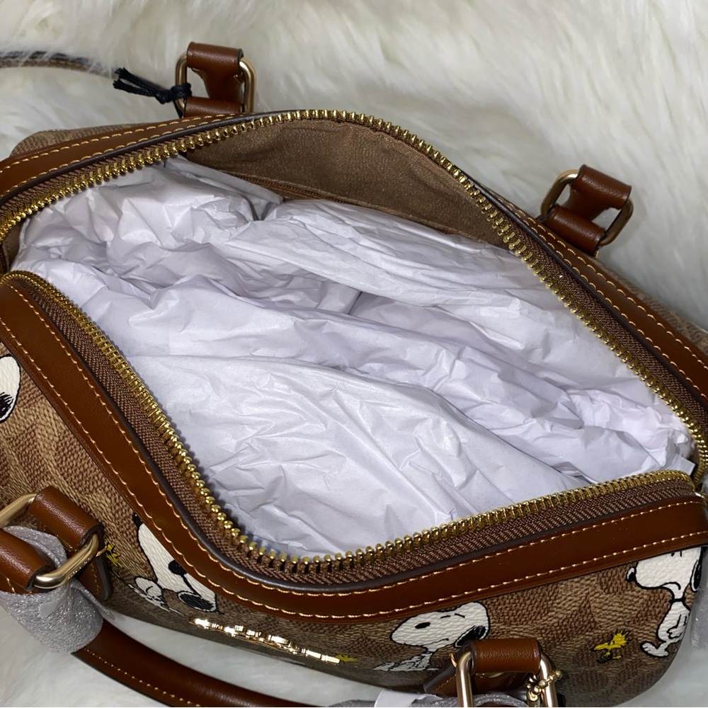 Coach purse - Picture 6 of 12